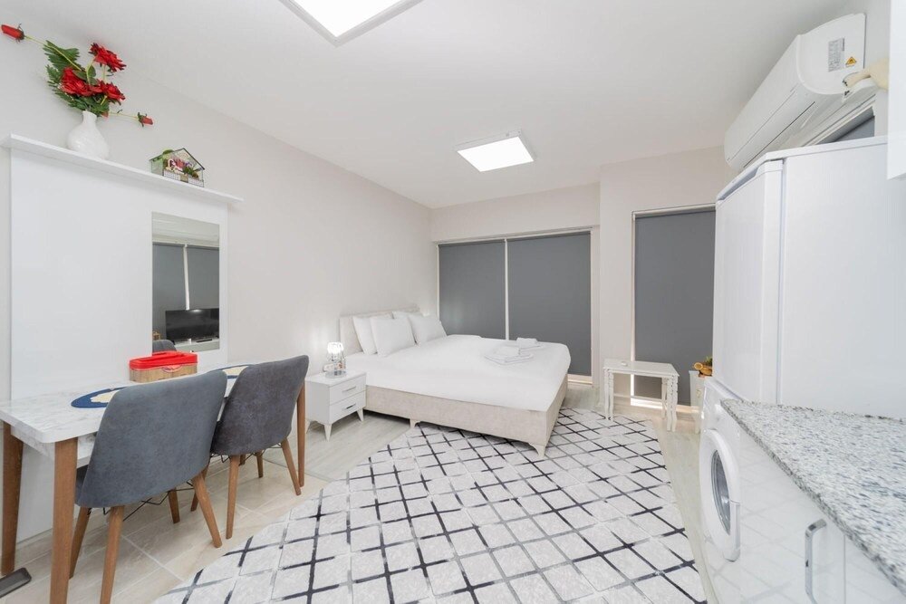 Анталья: Furnished Tiny Studio Flat in Muratpasa Antalya