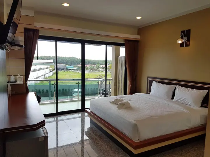 Лансака: Smile Resort Thungsong