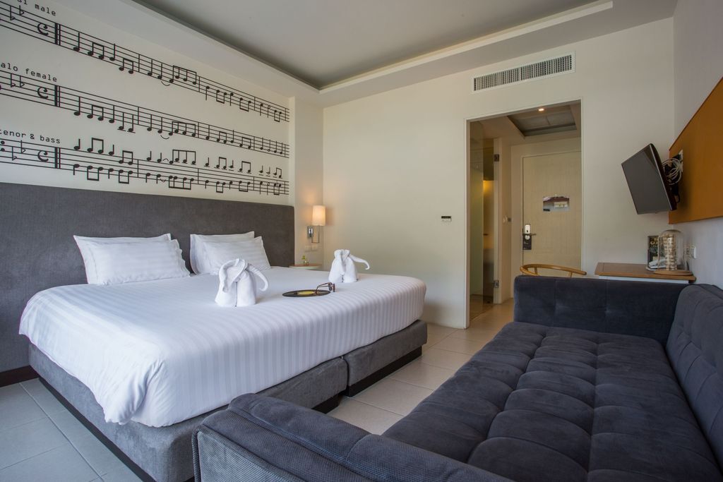 Пхукет: The Melody Phuket