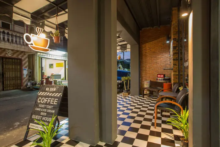Муанг: Na Siam Guesthouse