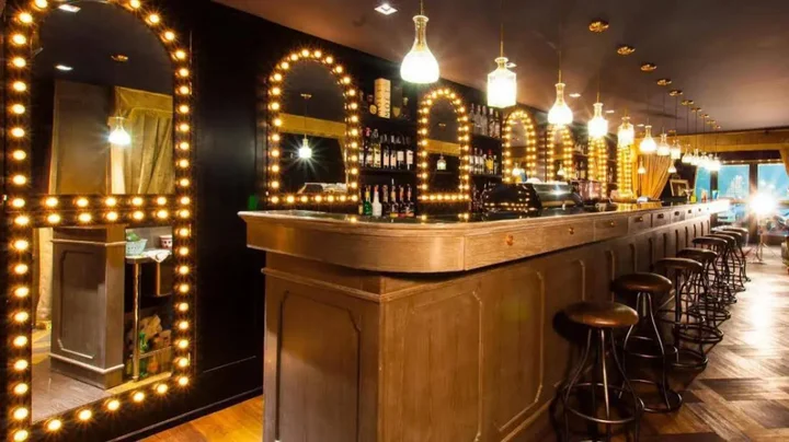 Бангкок: PlayHaus Thonglor