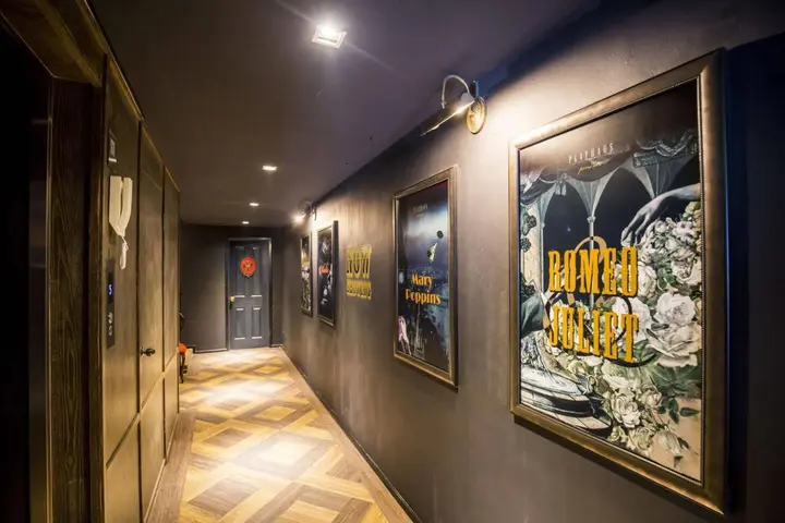 Бангкок: PlayHaus Thonglor