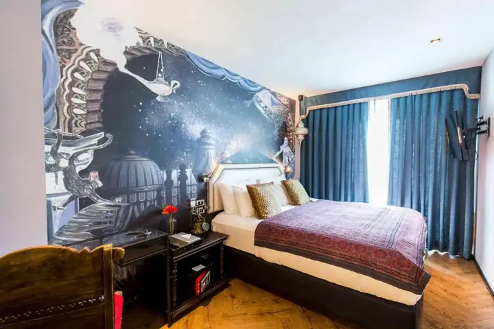 Бангкок: PlayHaus Thonglor