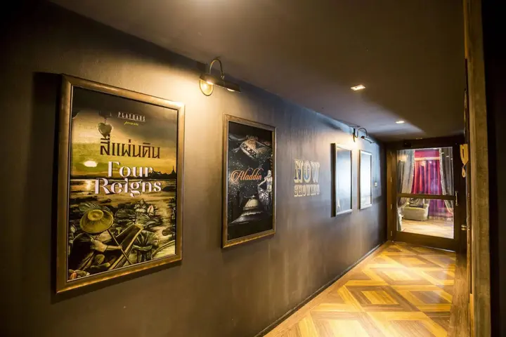 Бангкок: PlayHaus Thonglor