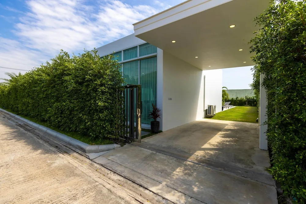 Хуахин: Modern 4 Bedroom Pool Villa PMK-A2