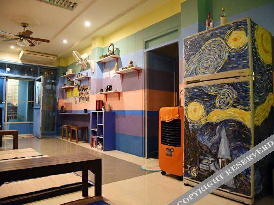 Бангкок: That Summer Rainbow Hostel Bangkok