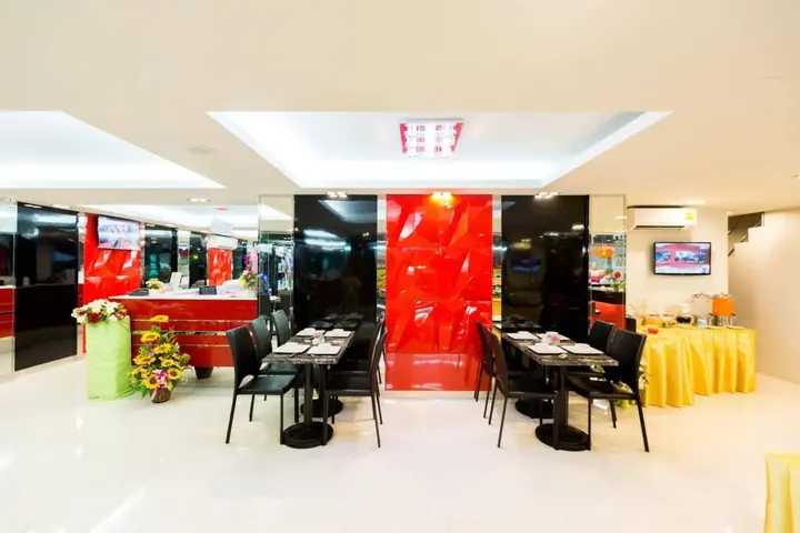 Бангкок: Euro luxury Pavillion