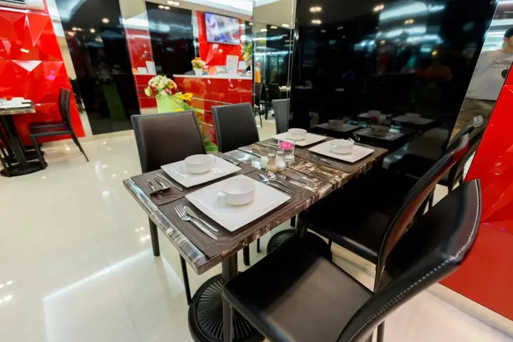 Бангкок: Euro luxury Pavillion