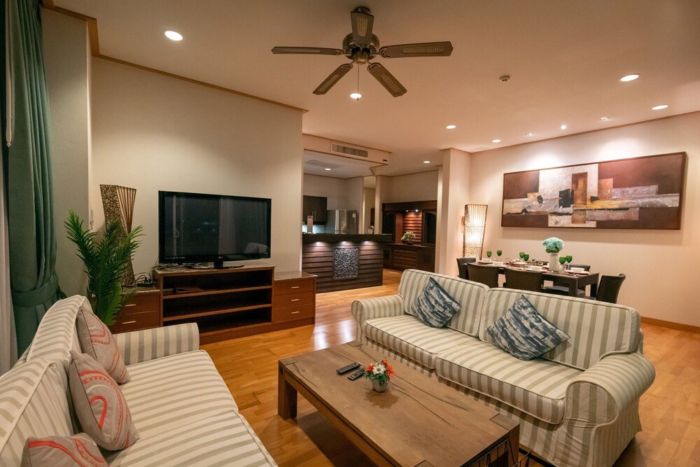 Муанг: Veloche SeaView 2 BR. 160sq.m near beach