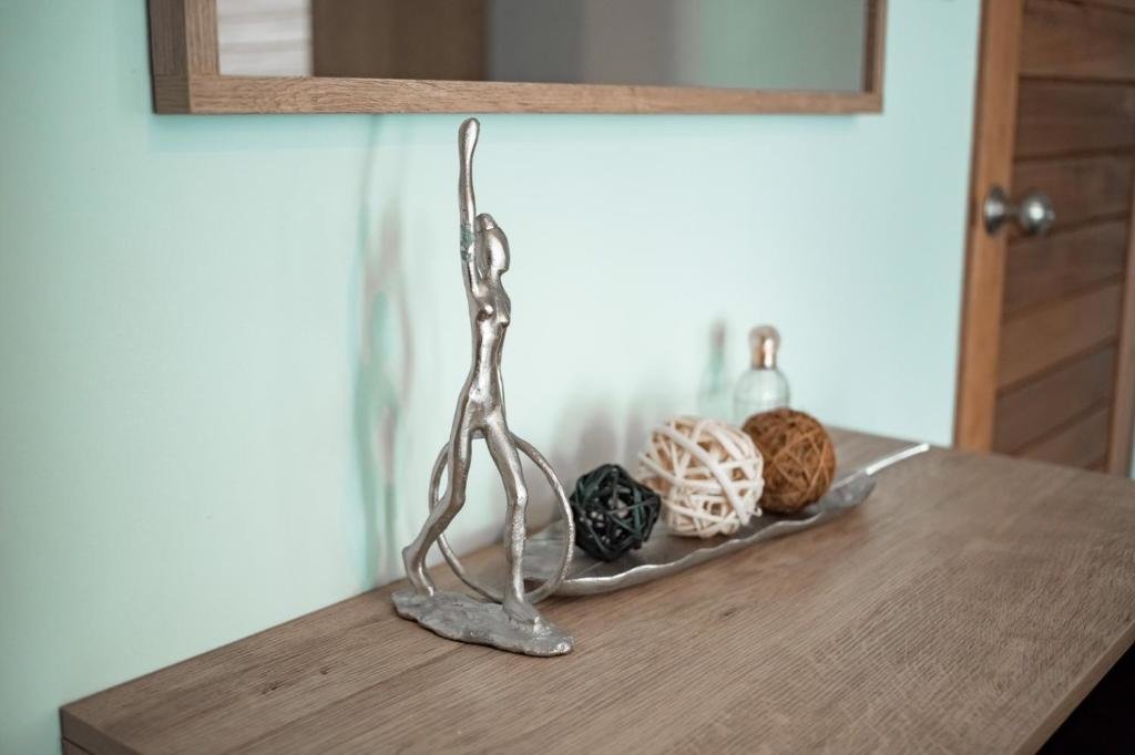 Чаам: The BEACH CHA AM Suites