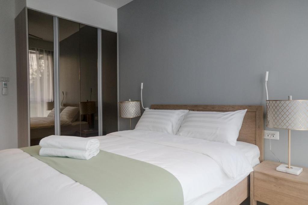 Тхаланг: Cassia Residences