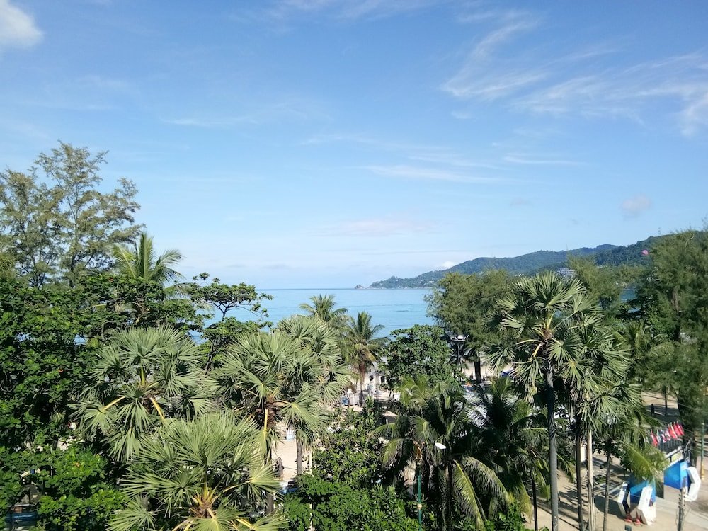 Кату: Island Patong Beachfront Hotel