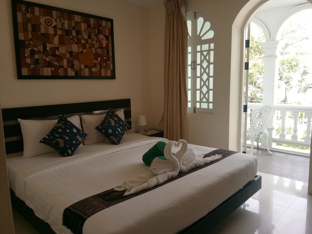 Кату: Island Patong Beachfront Hotel