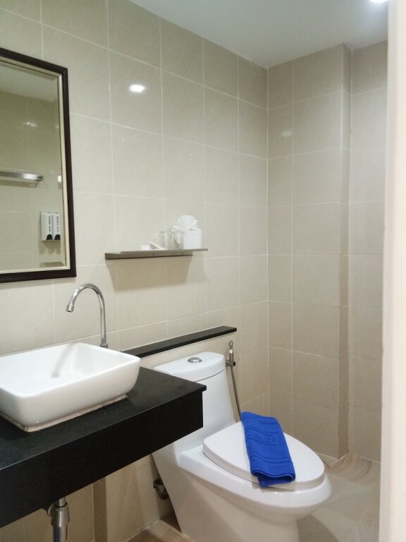 Кату: Island Patong Beachfront Hotel