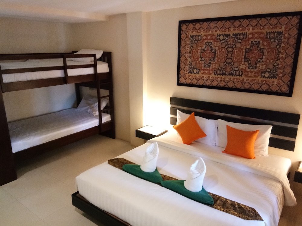 Кату: Island Patong Beachfront Hotel