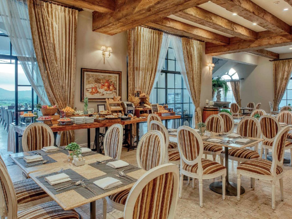 Пак-Чонг: Mövenpick Resort Khao Yai