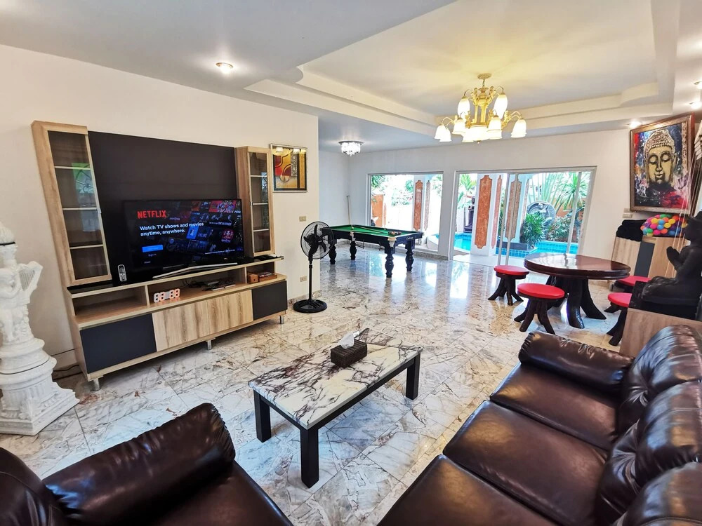 Паттайя: JOOPLAND Luxury Pool Villa Pattaya Walking Street 6 Bedrooms