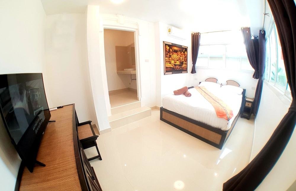 Паттайя: JOOPLAND Luxury Pool Villa Pattaya Walking Street 6 Bedrooms