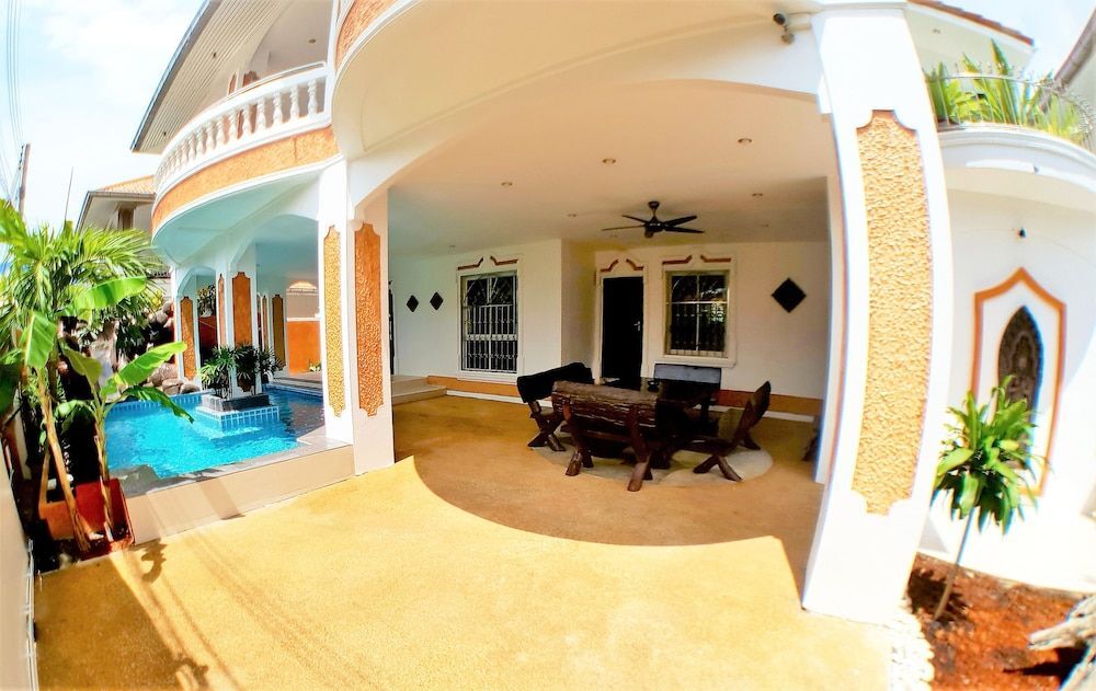 Паттайя: JOOPLAND Luxury Pool Villa Pattaya Walking Street 6 Bedrooms