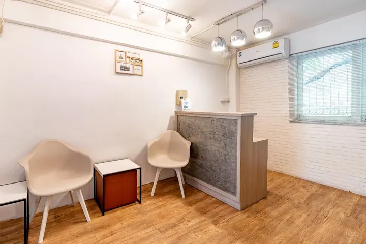 Бангкок: Ze Residence Bang Aor Station