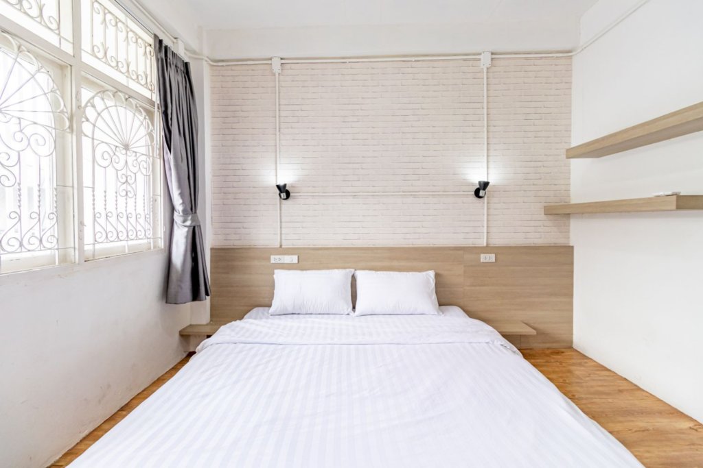 Бангкок: Ze Residence Bang Aor Station