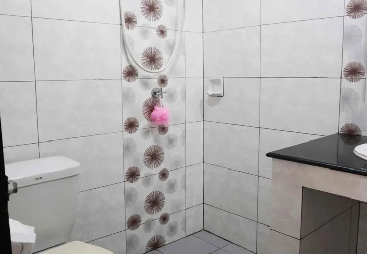 Паттайя: Sureena Hotel