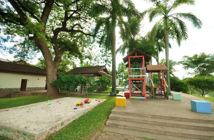 Канчанабури: Felix River Kwai Resort