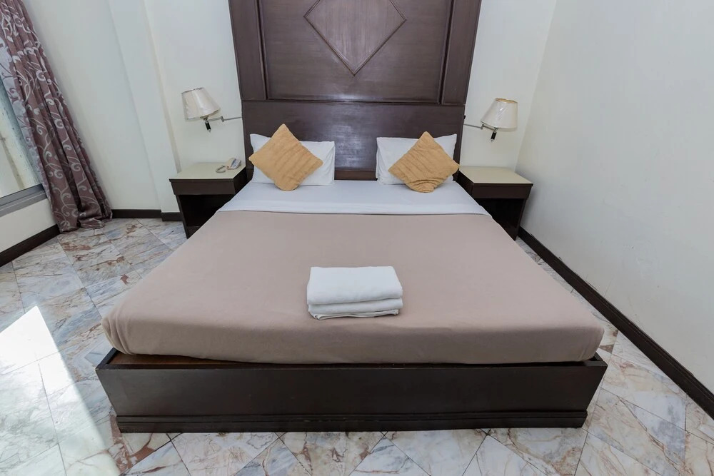 Кхлонг-Янг: Mix hotel