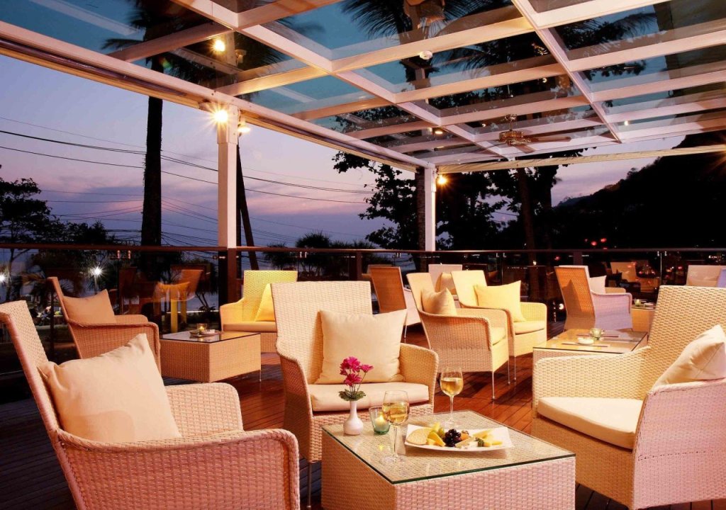 Пхукет: All Seasons Naiharn Phuket