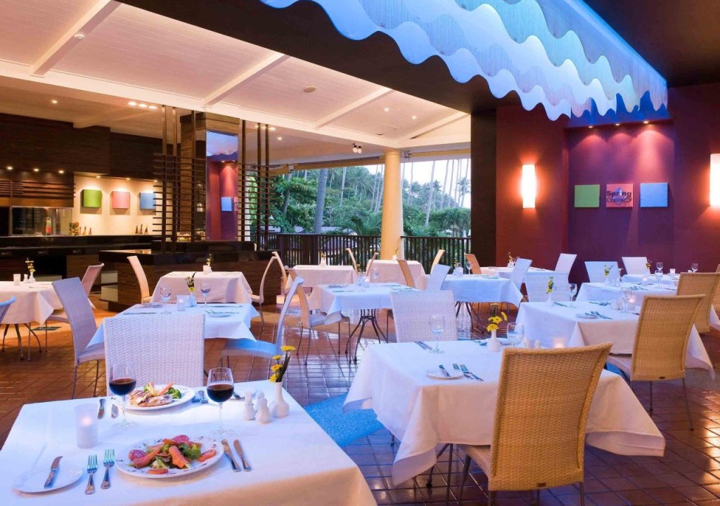 Пхукет: All Seasons Naiharn Phuket
