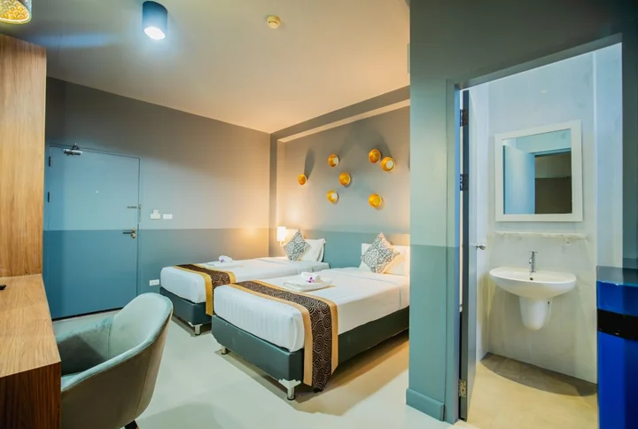 Пхукет: The Rubber Hotel