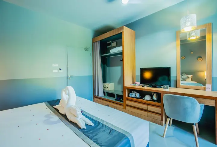Пхукет: The Rubber Hotel