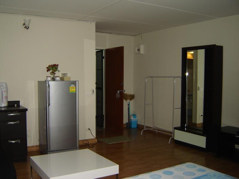 Паккрет: 258 Room Place