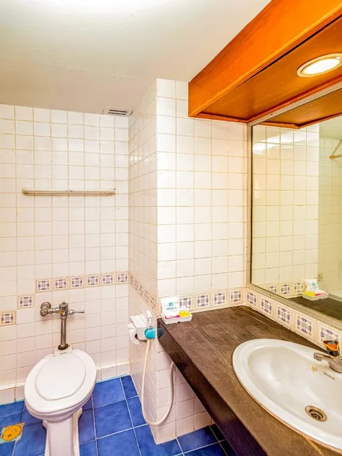 Сураттхани: Grand Thara Hotel