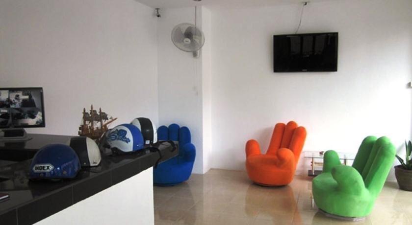 Кату: Meg Guesthouse
