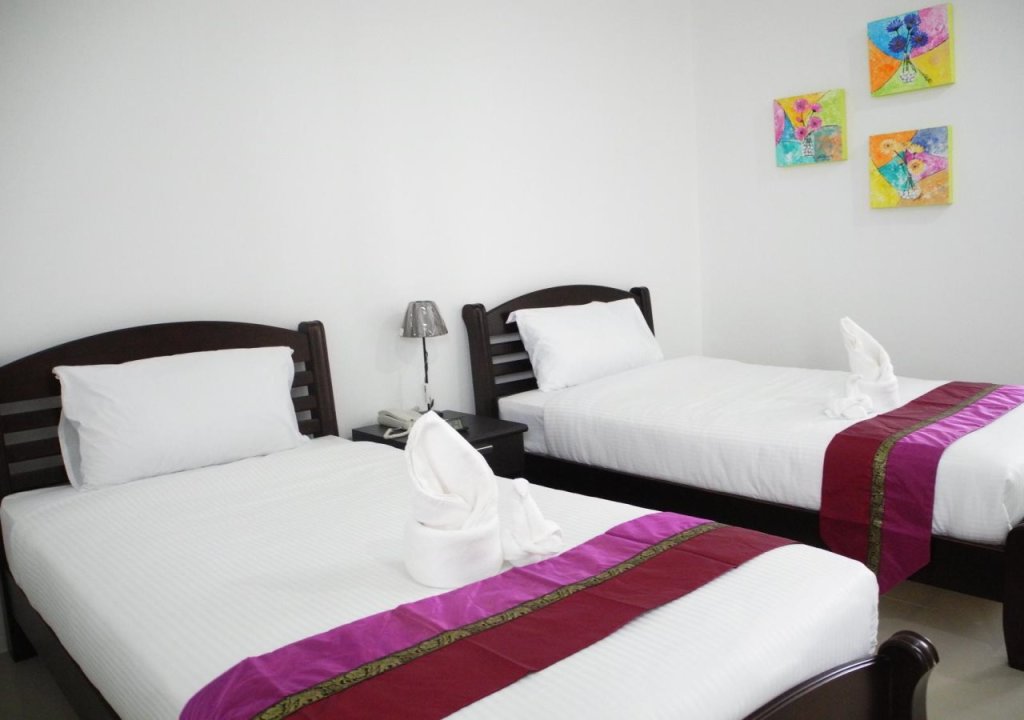 Чаам: Phet Cha-am Plaza & Resort