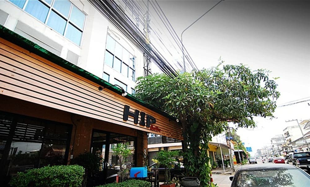 Пхитсанулок: Hip Inn Coffee Phitsanulok