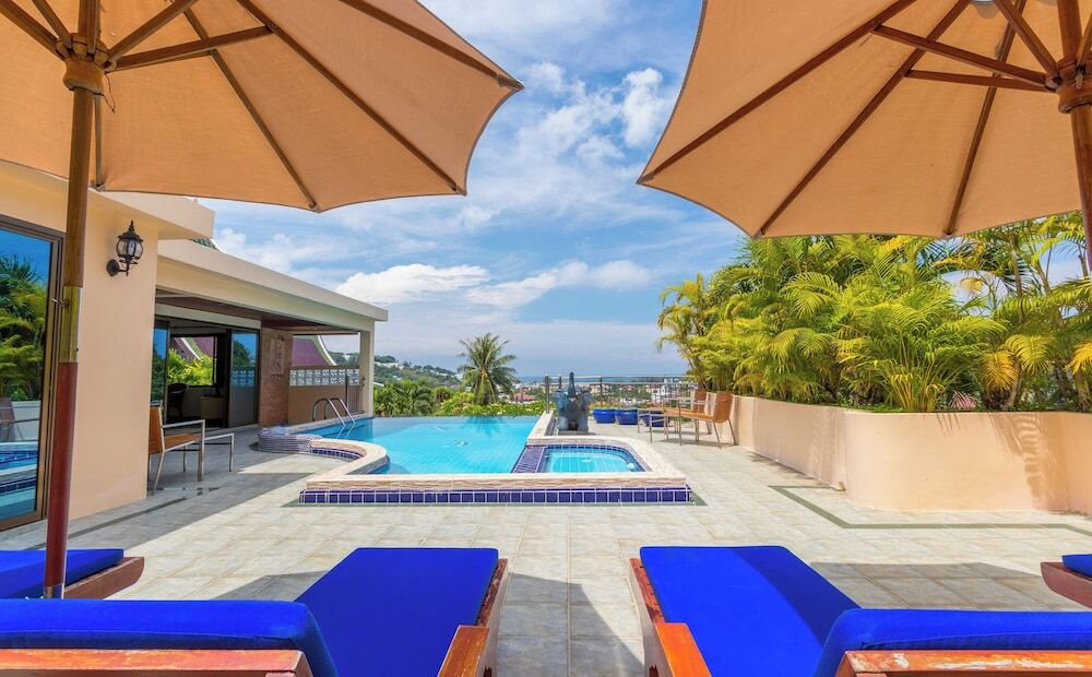 Муанг: Luxury Four Bed Villa Jasmine, Infinity Pool, Full Staff , Chef and Breakfasts