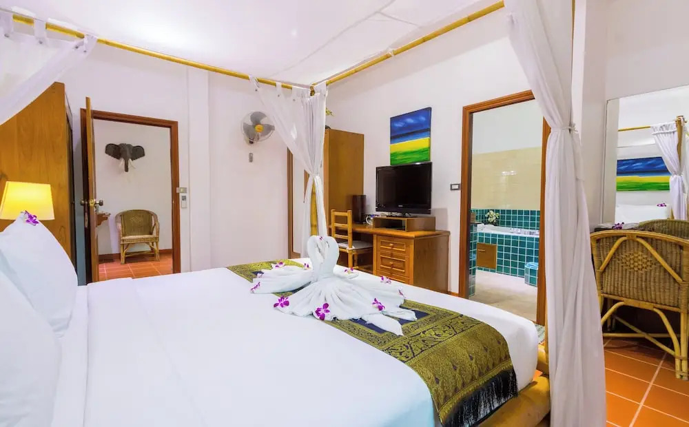Муанг: Luxury Four Bed Villa Jasmine, Infinity Pool, Full Staff , Chef and Breakfasts