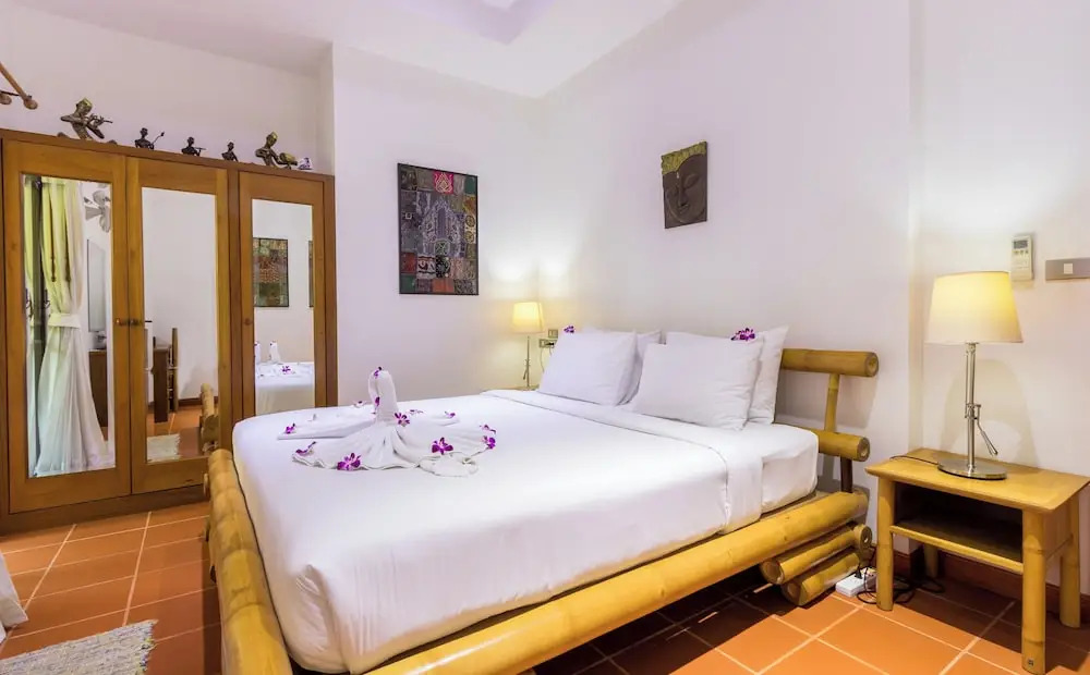 Luxury Four Bed Villa Jasmine, Infinity Pool, Full Staff , Chef and Breakfasts — фото 5