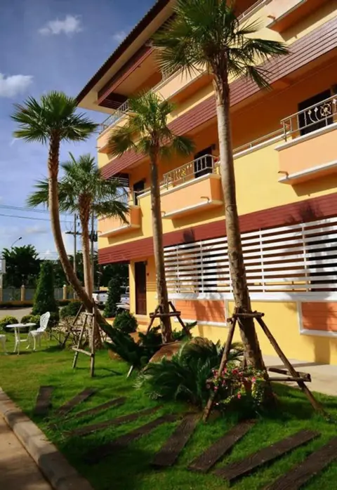 Кхонкэн: Phrom Phring Place Service Apartment