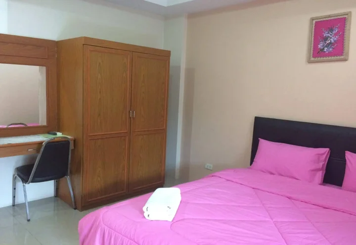 Кхонкэн: Phrom Phring Place Service Apartment