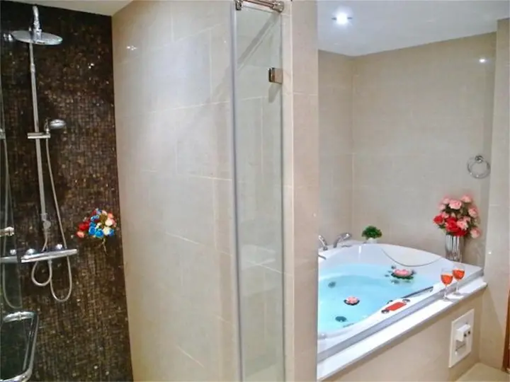 Кату: The Privilege Residences