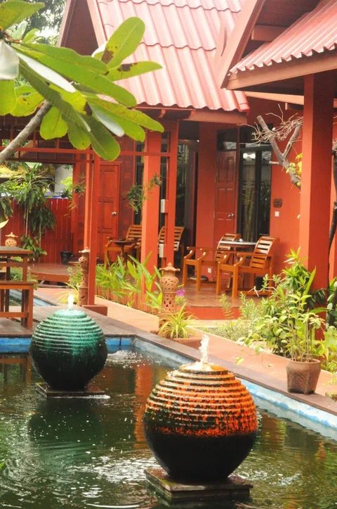 Хуахин: Ruen Kanok Thai House