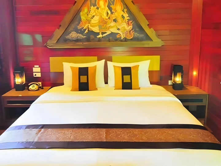 Хуахин: Ruen Kanok Thai House