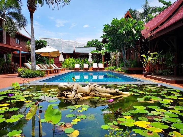 Хуахин: Ruen Kanok Thai House