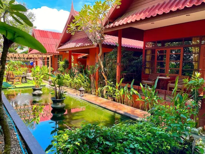 Хуахин: Ruen Kanok Thai House