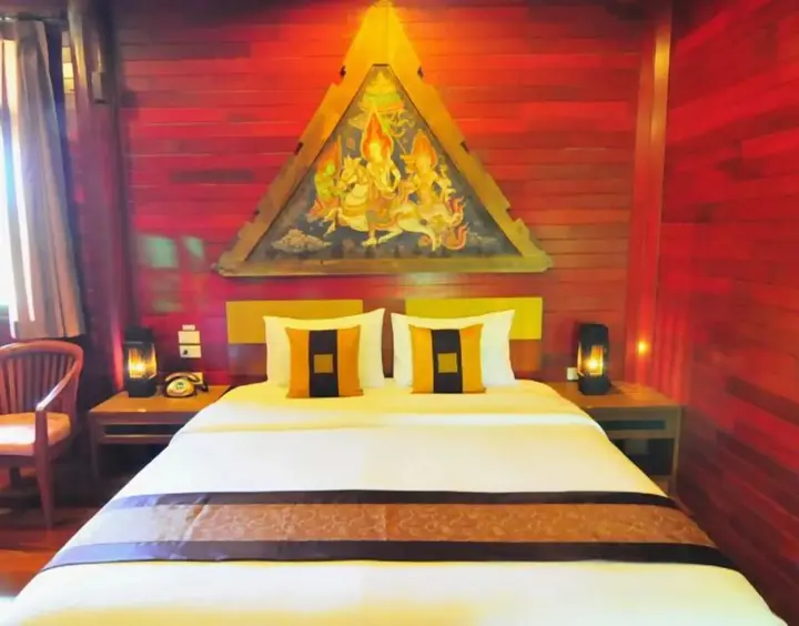 Хуахин: Ruen Kanok Thai House