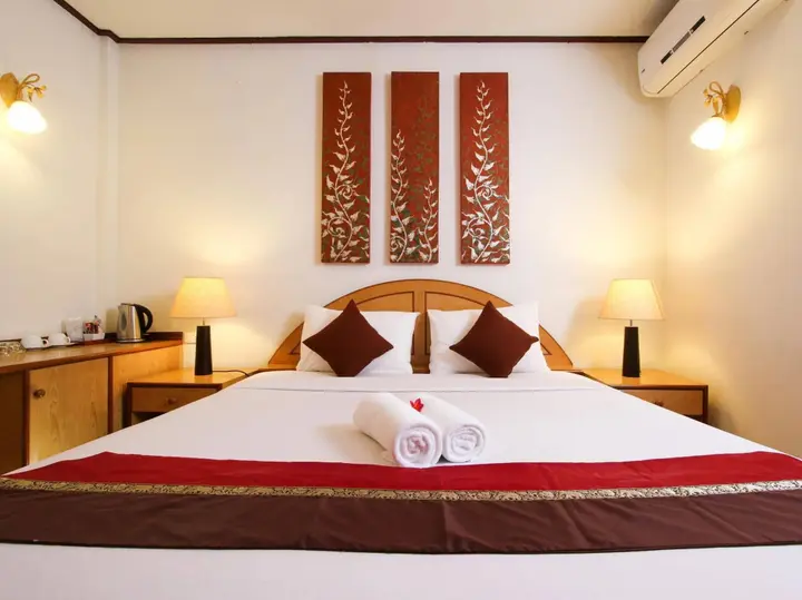 Кату: Eden Resort & Villas