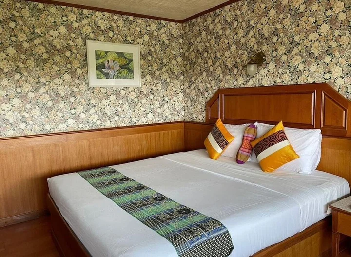 Сакон Накхон: Sakol Grand Palace Hotel